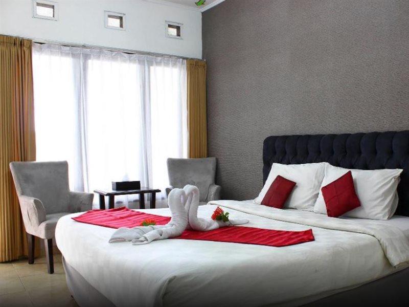 The Rizen Hotel Кисаруа Екстериор снимка