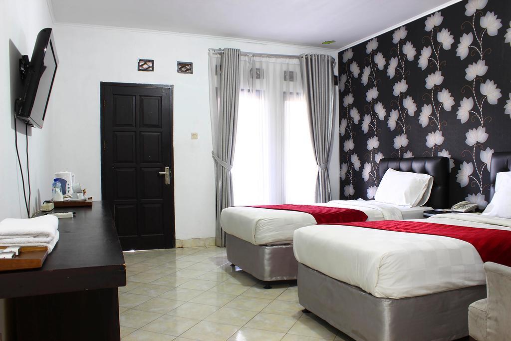 The Rizen Hotel Кисаруа Екстериор снимка